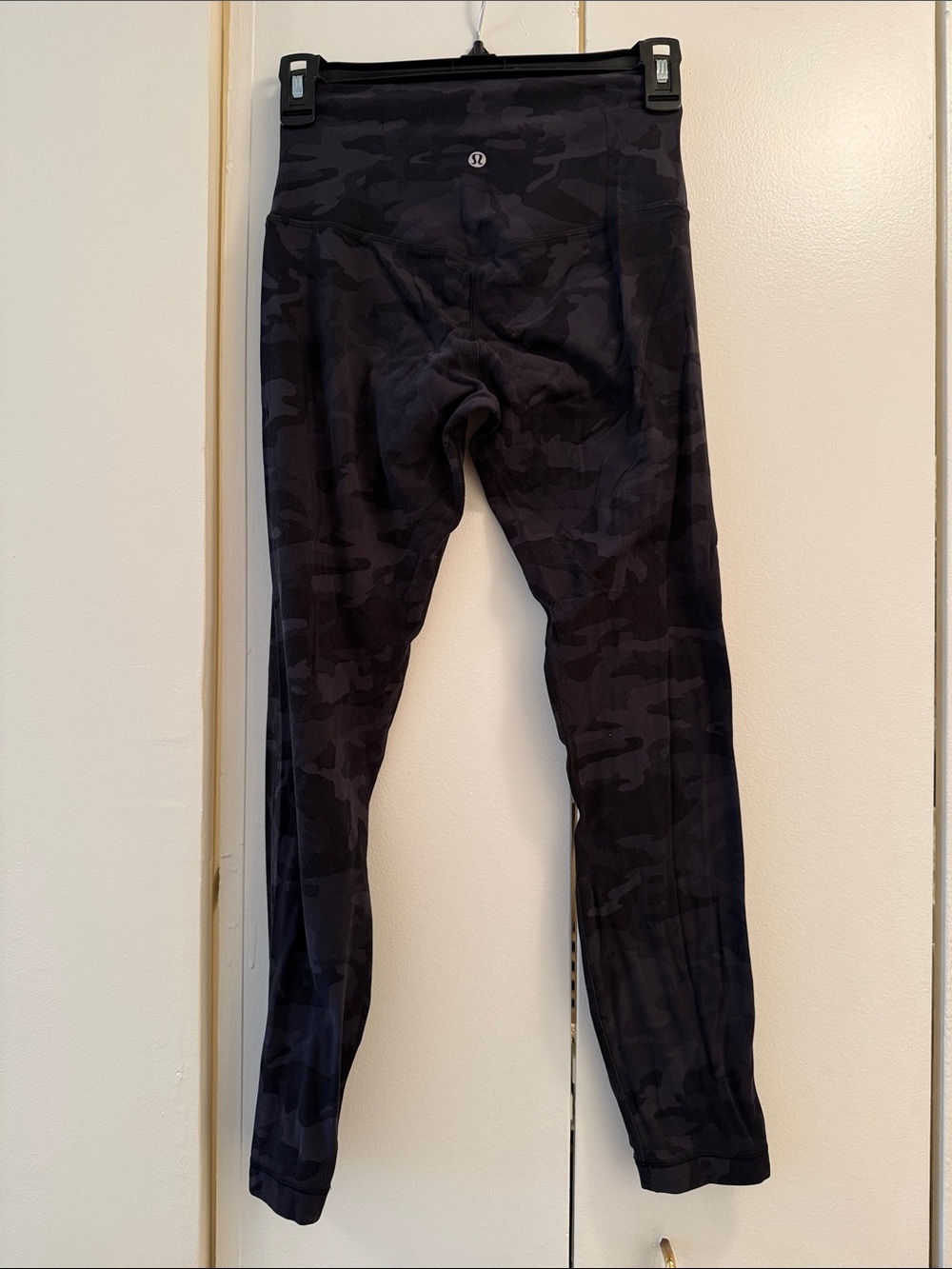 Lululemon High-Rise Camo Leggings in Black